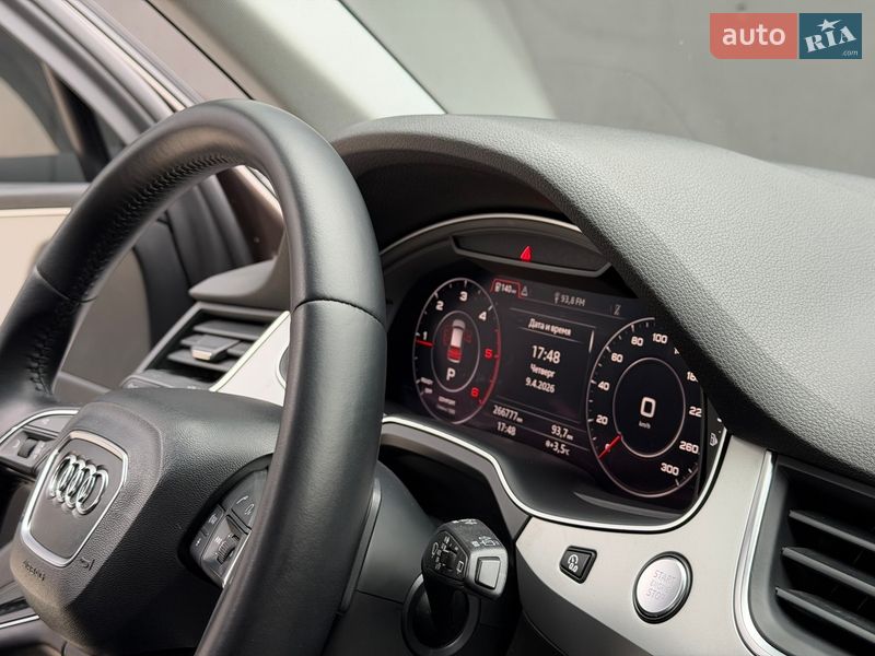 Позашляховик / Кросовер Audi Q7 2017 в Києві