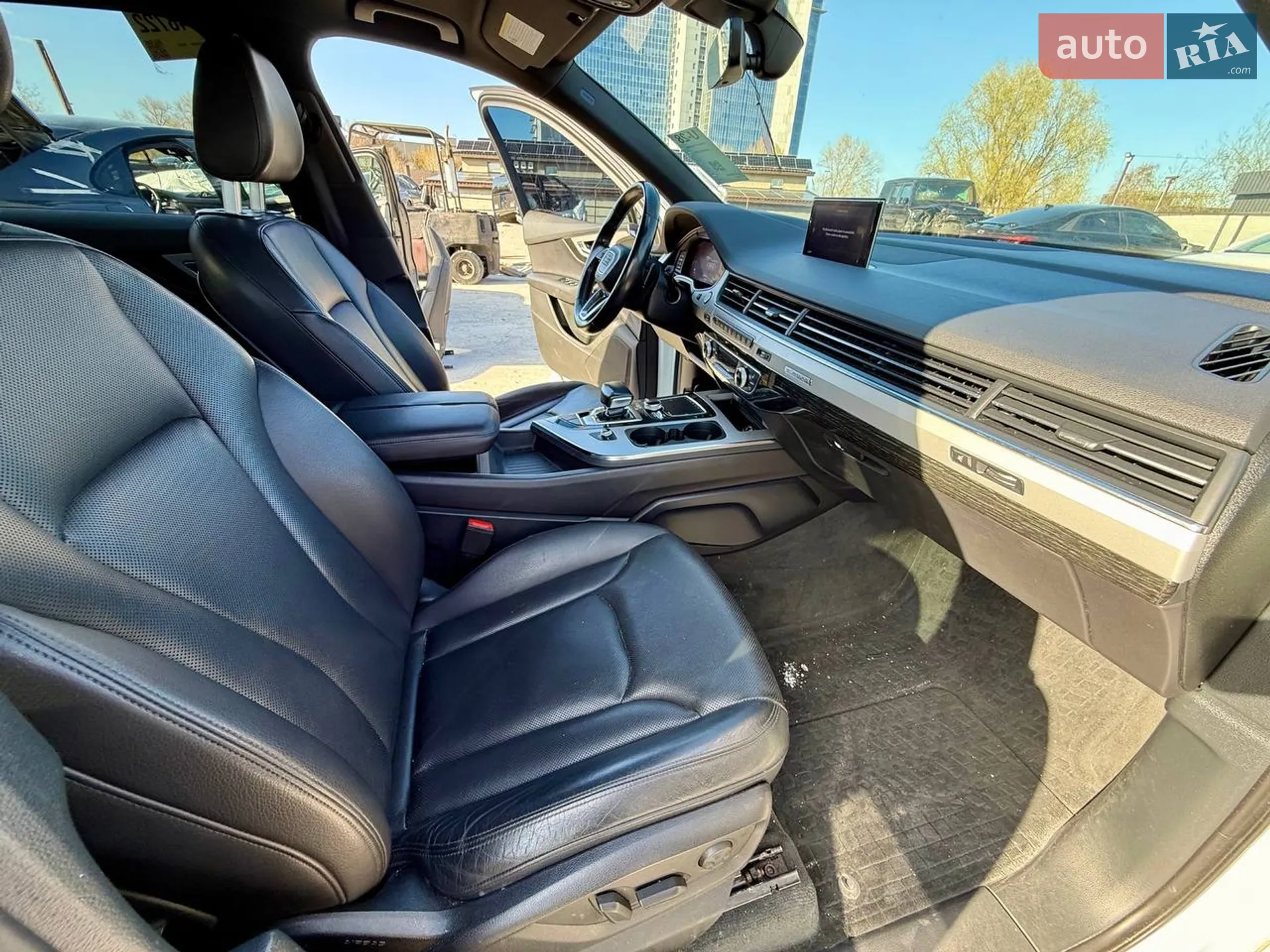 2017 Audi Q7 - мініатюра 38