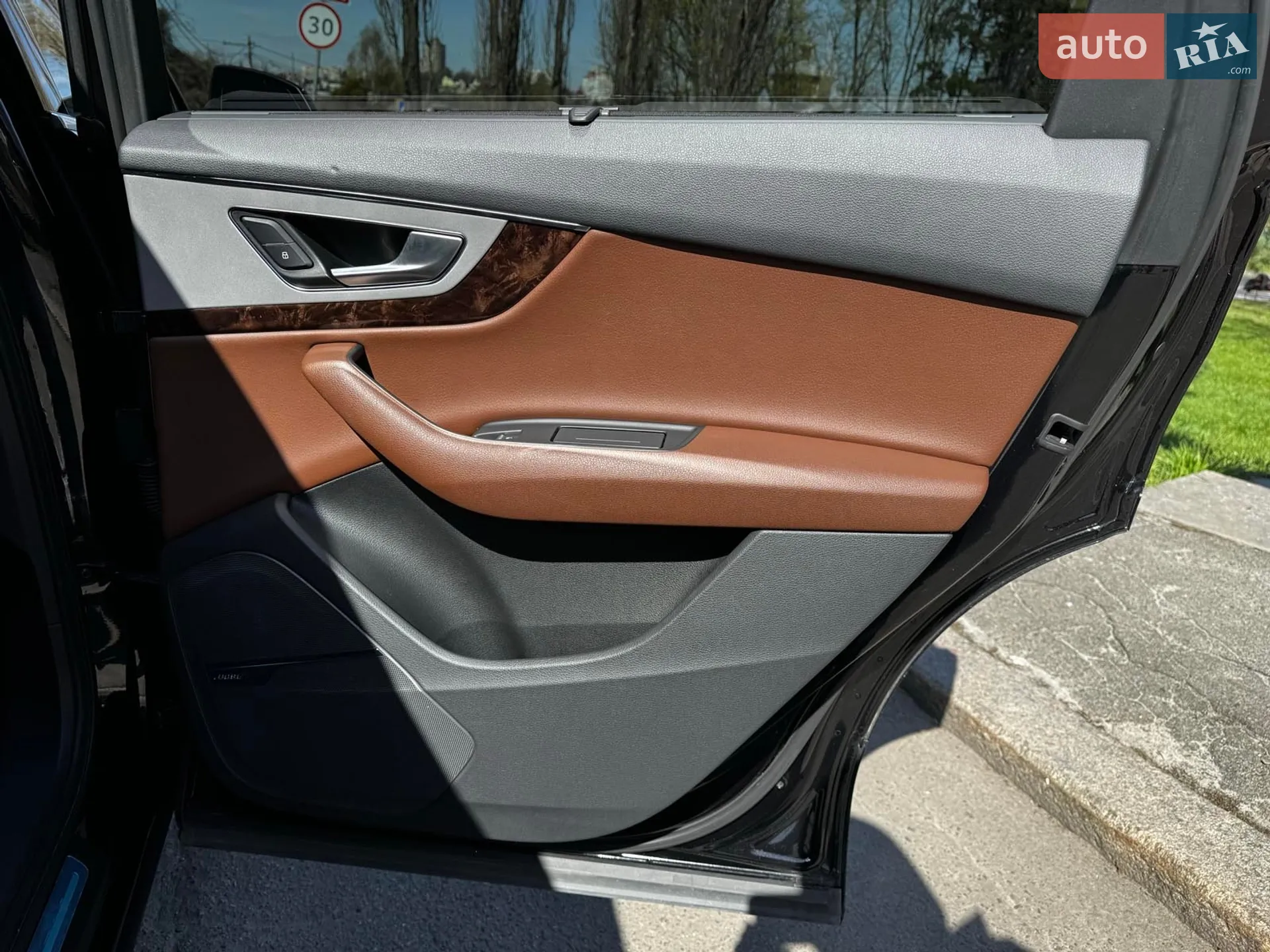 2017 Audi Q7 - мініатюра 41
