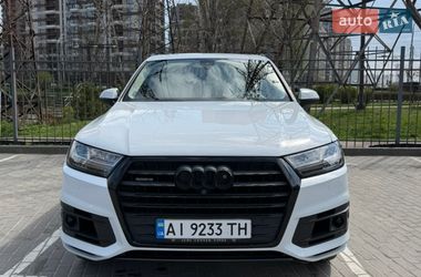 Позашляховик / Кросовер Audi Q7 2017 в Києві