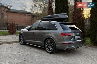 Внедорожник / Кроссовер Audi Q7 2015 в Сумах