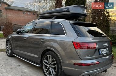Внедорожник / Кроссовер Audi Q7 2015 в Сумах