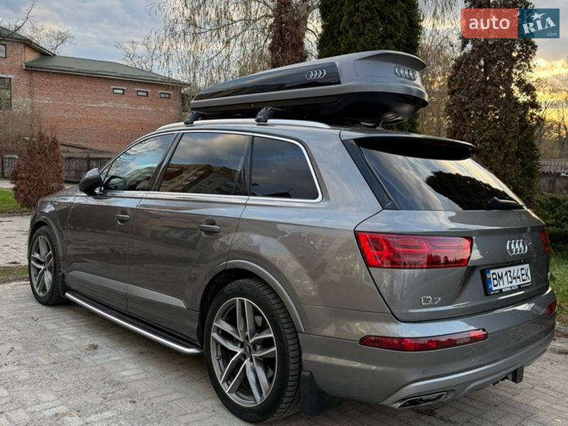 Внедорожник / Кроссовер Audi Q7 2015 в Сумах