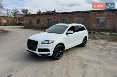 Внедорожник / Кроссовер Audi Q7 2013 в Сарнах