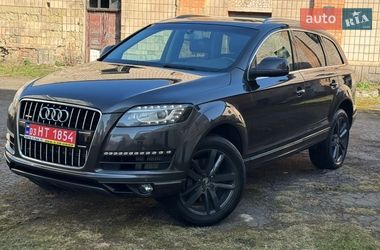 Позашляховик / Кросовер Audi Q7 2013 в Дубні