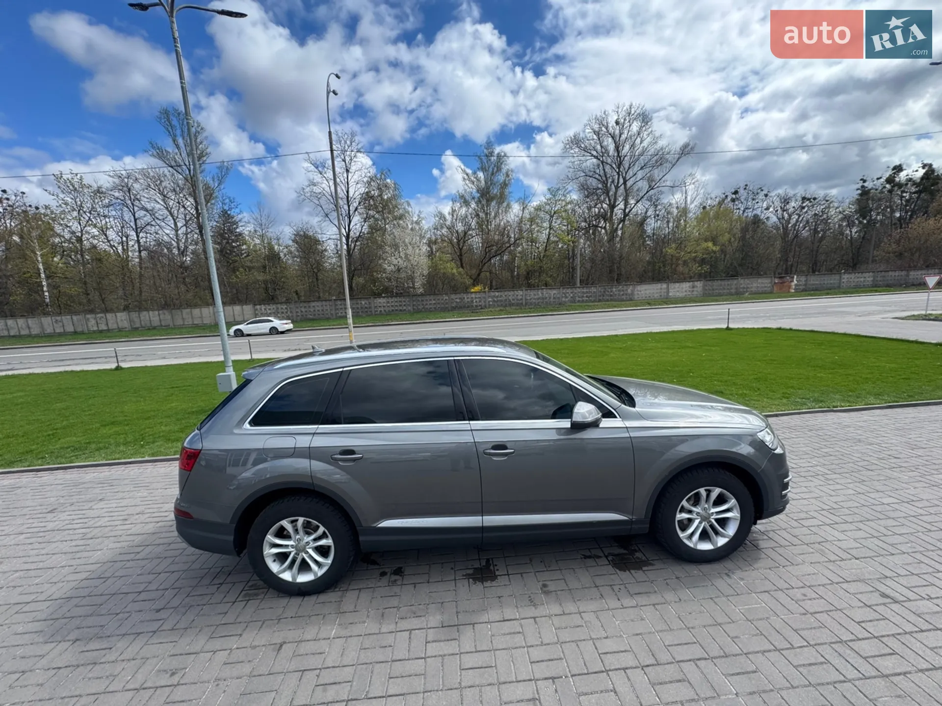 2016 Audi Q7 - мініатюра 8