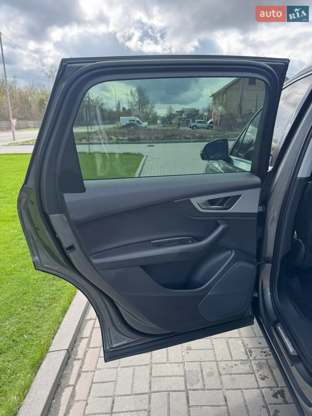 2016 Audi Q7 - мініатюра 28