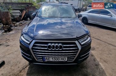 Позашляховик / Кросовер Audi Q7 2018 в Дніпрі