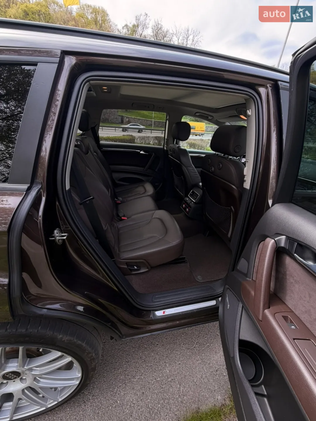 2010 Audi Q7 - мініатюра 23