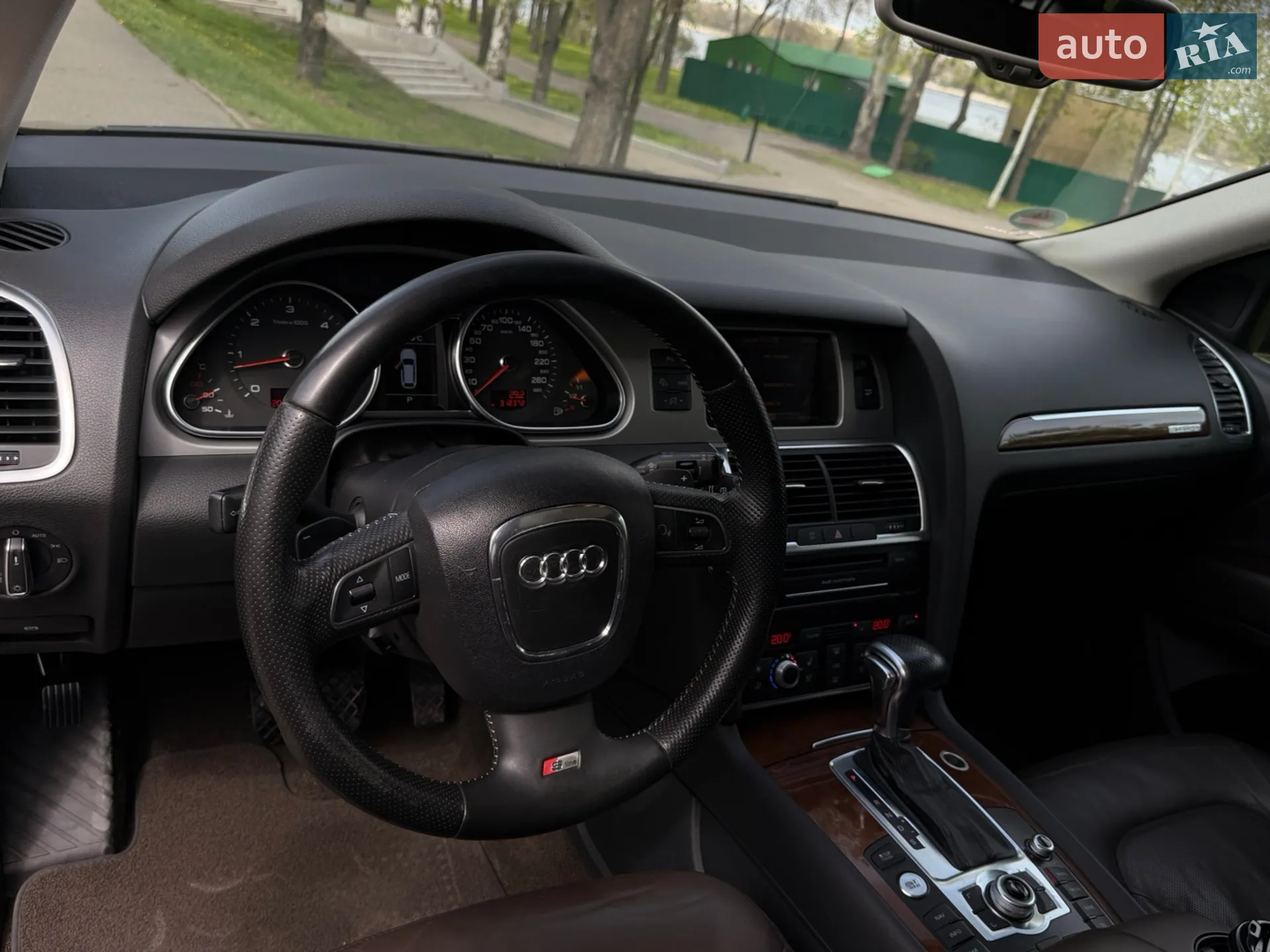 2010 Audi Q7 - мініатюра 27