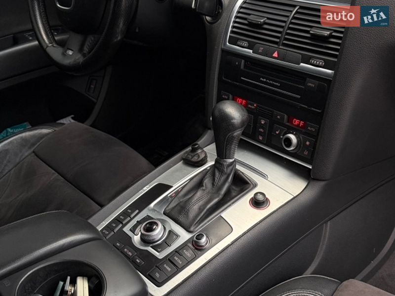 Позашляховик / Кросовер Audi Q7 2010 в Мукачевому