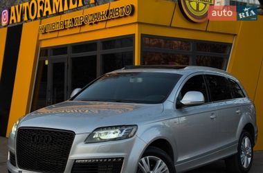 Позашляховик / Кросовер Audi Q7 2009 в Києві