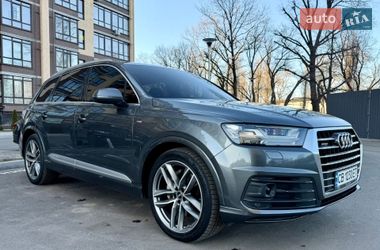 Позашляховик / Кросовер Audi Q7 2015 в Чернігові