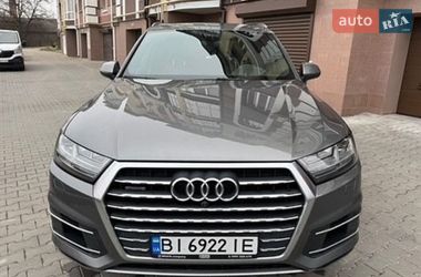Позашляховик / Кросовер Audi Q7 2016 в Львові
