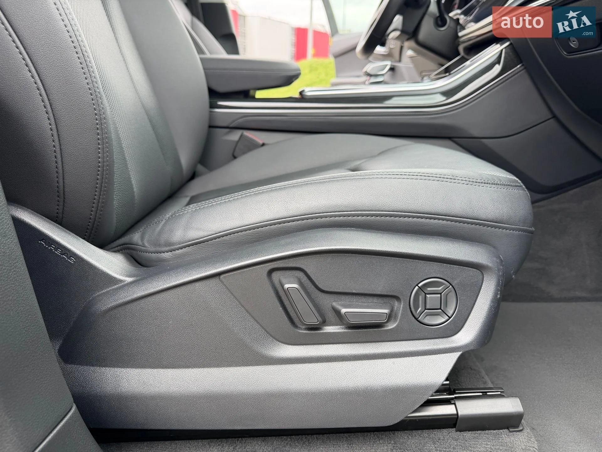 2020 Audi Q7 - мініатюра 33