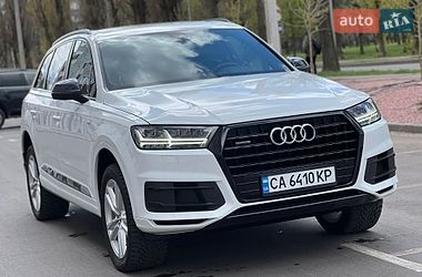 Внедорожник / Кроссовер Audi Q7 2019 в Киеве