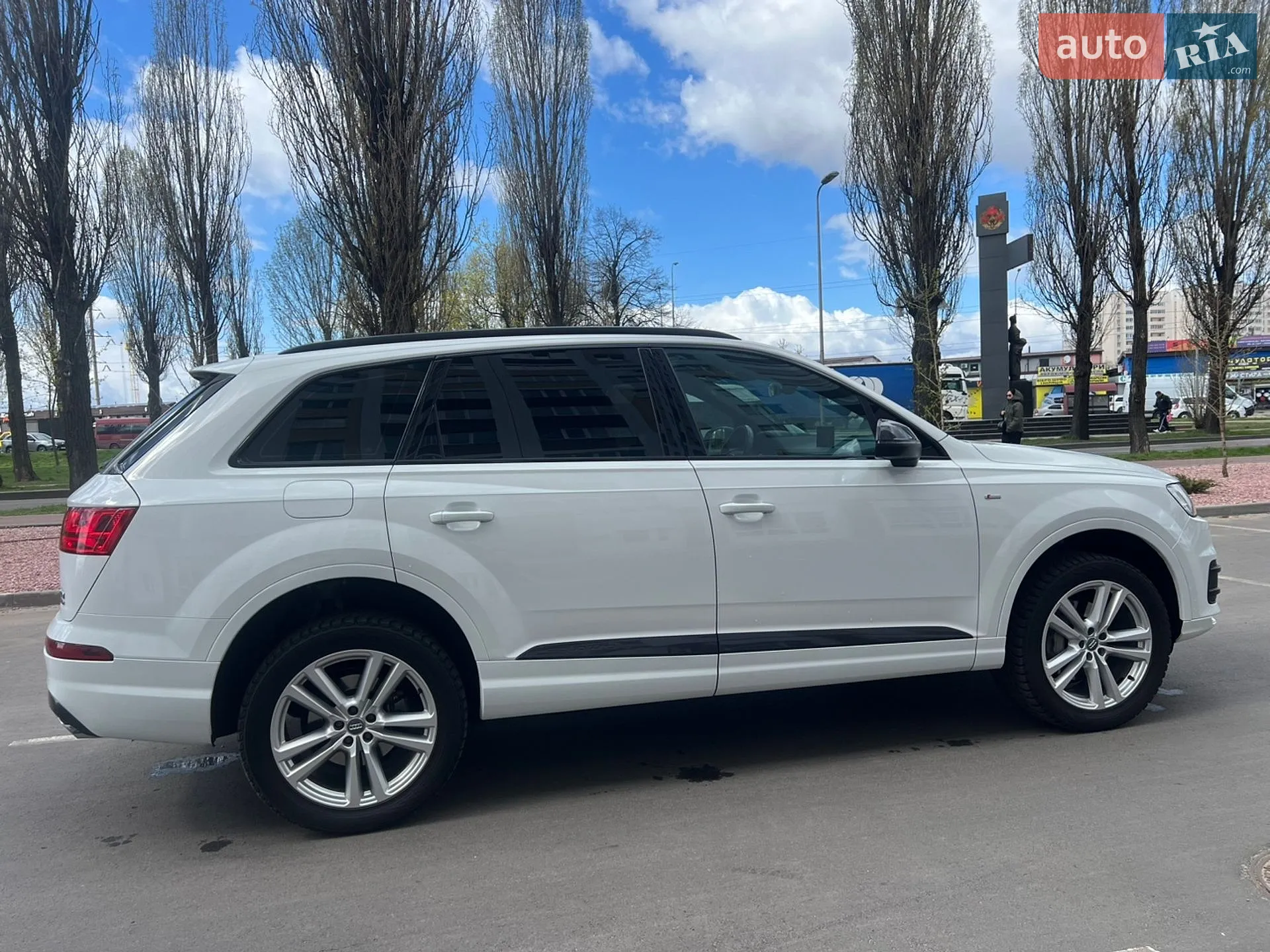 2019 Audi Q7 - мініатюра 8