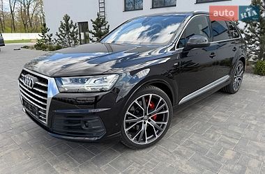 Позашляховик / Кросовер Audi Q7 2016 в Луцьку