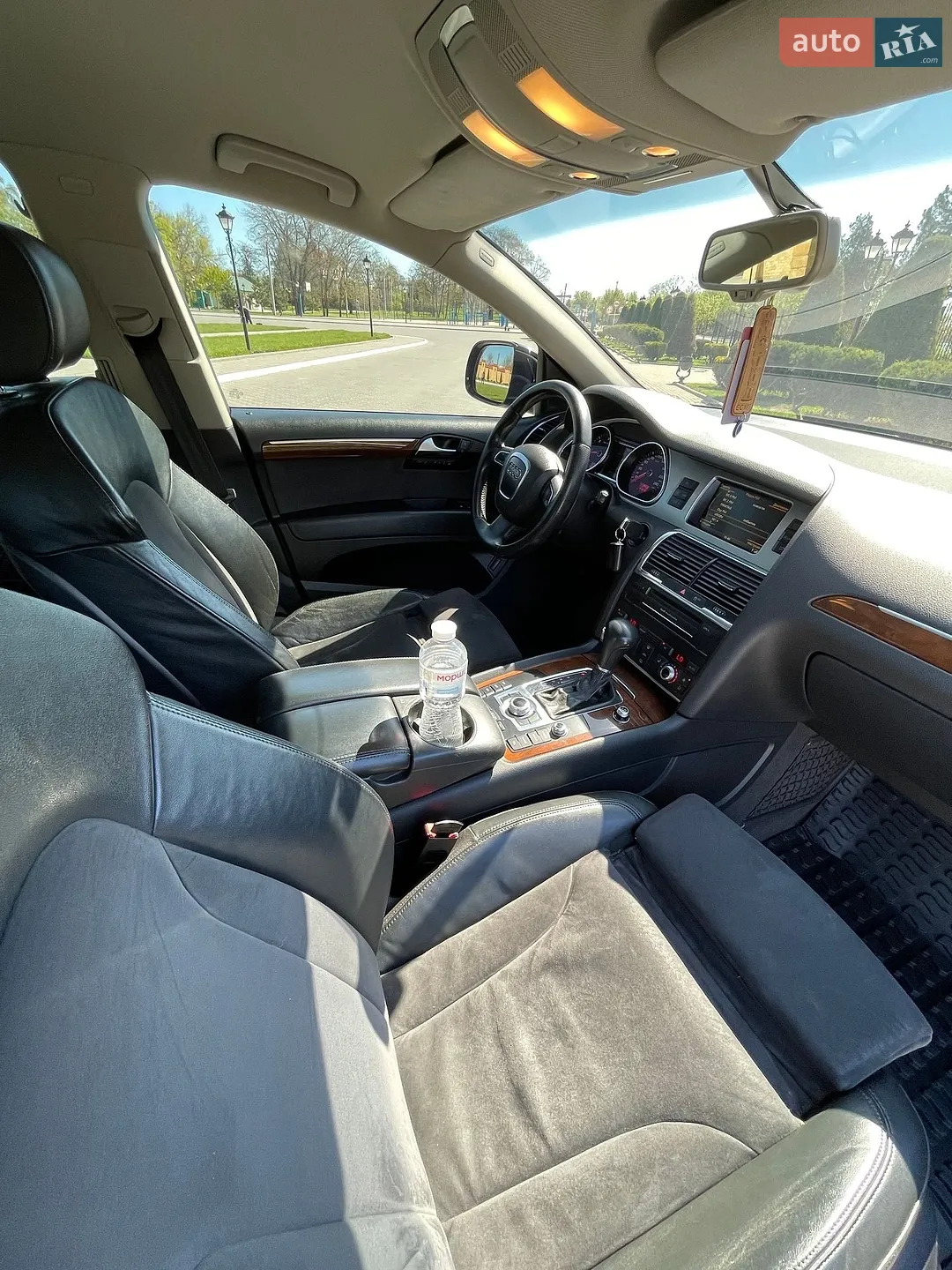 2010 Audi Q7 - мініатюра 3
