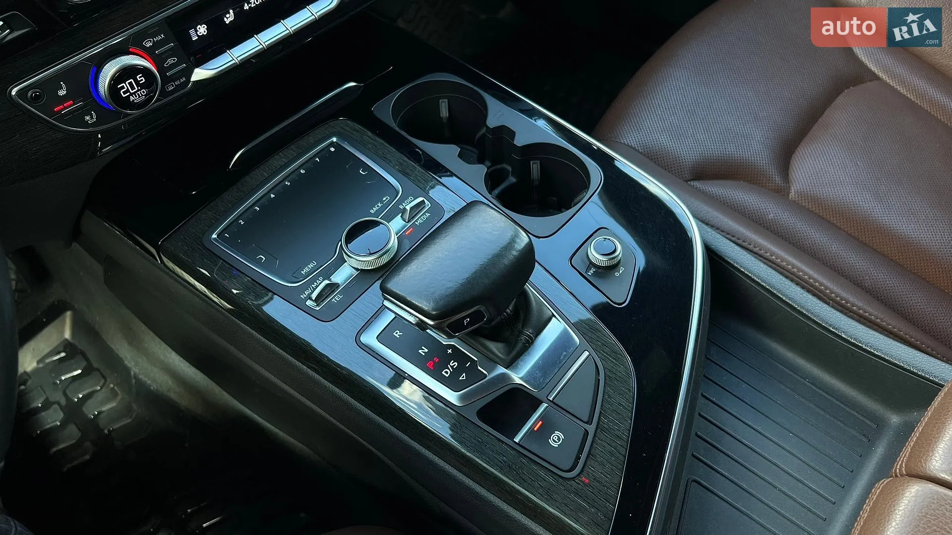 2017 Audi Q7 - мініатюра 14