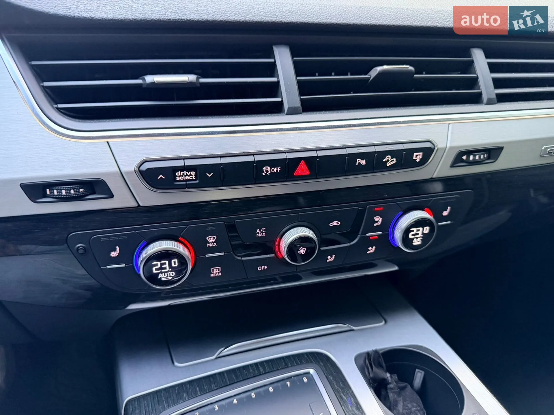 2015 Audi Q7 - мініатюра 32
