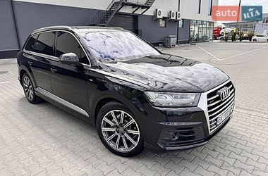 Внедорожник / Кроссовер Audi Q7 2015 в Хмельницком