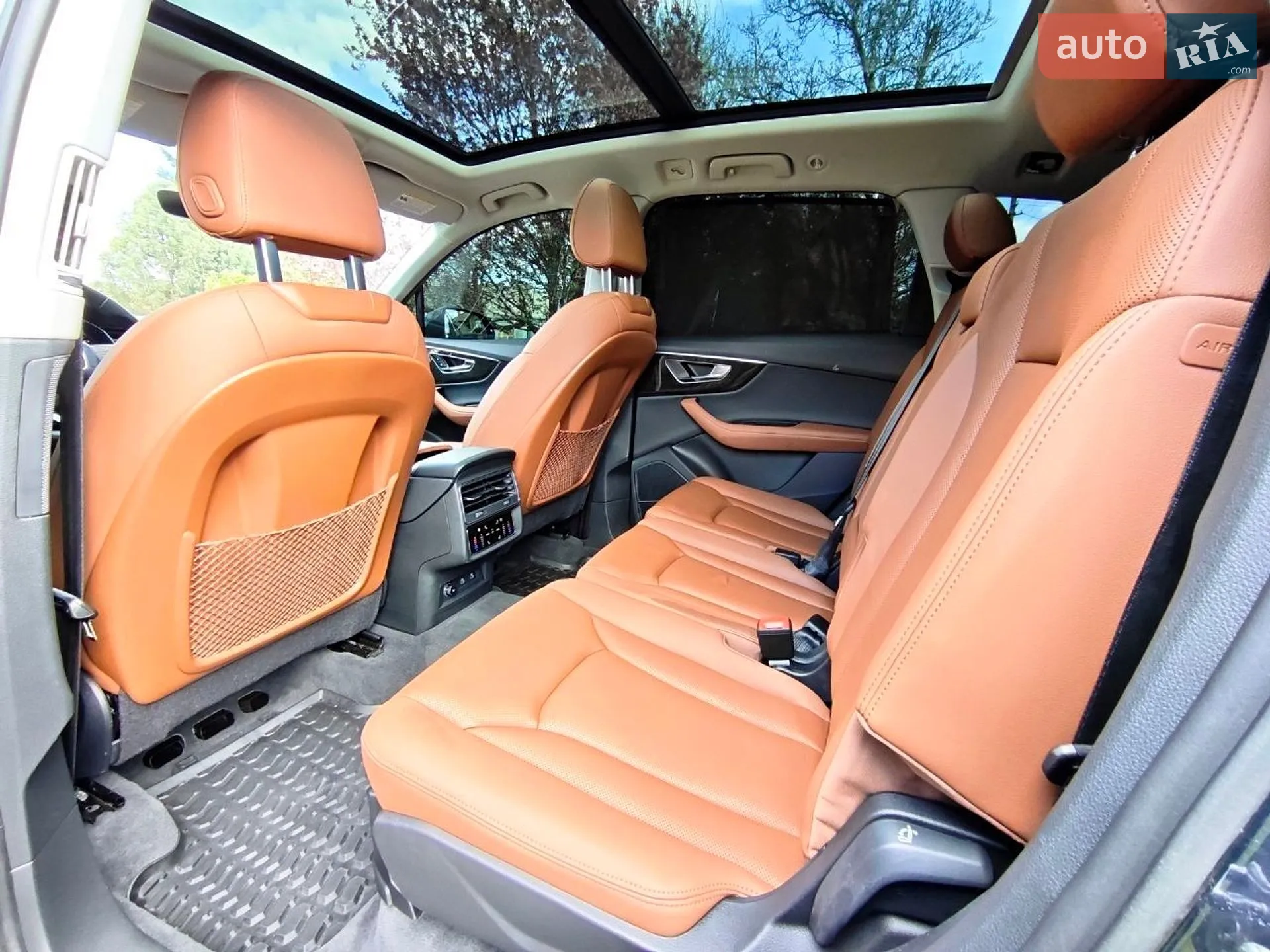 Audi Q7 2023 VIN WA1LXBF79PD014176 фото оголошення 14 з 35