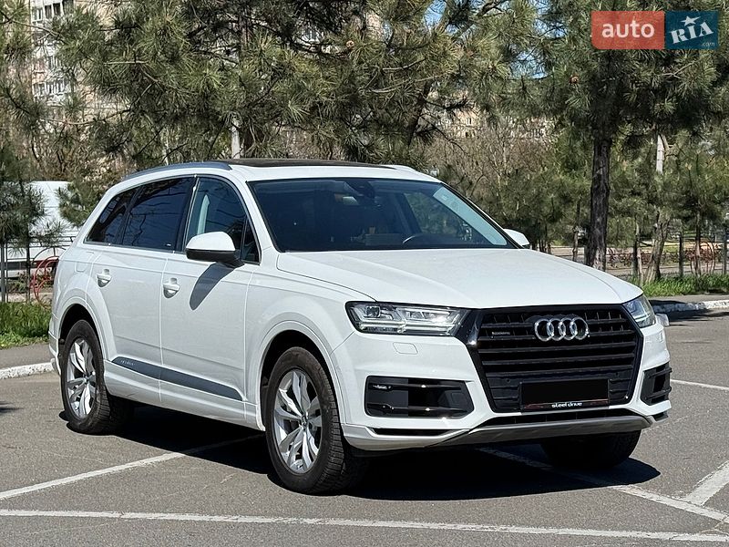 Внедорожник / Кроссовер Audi Q7 2017 в Одессе