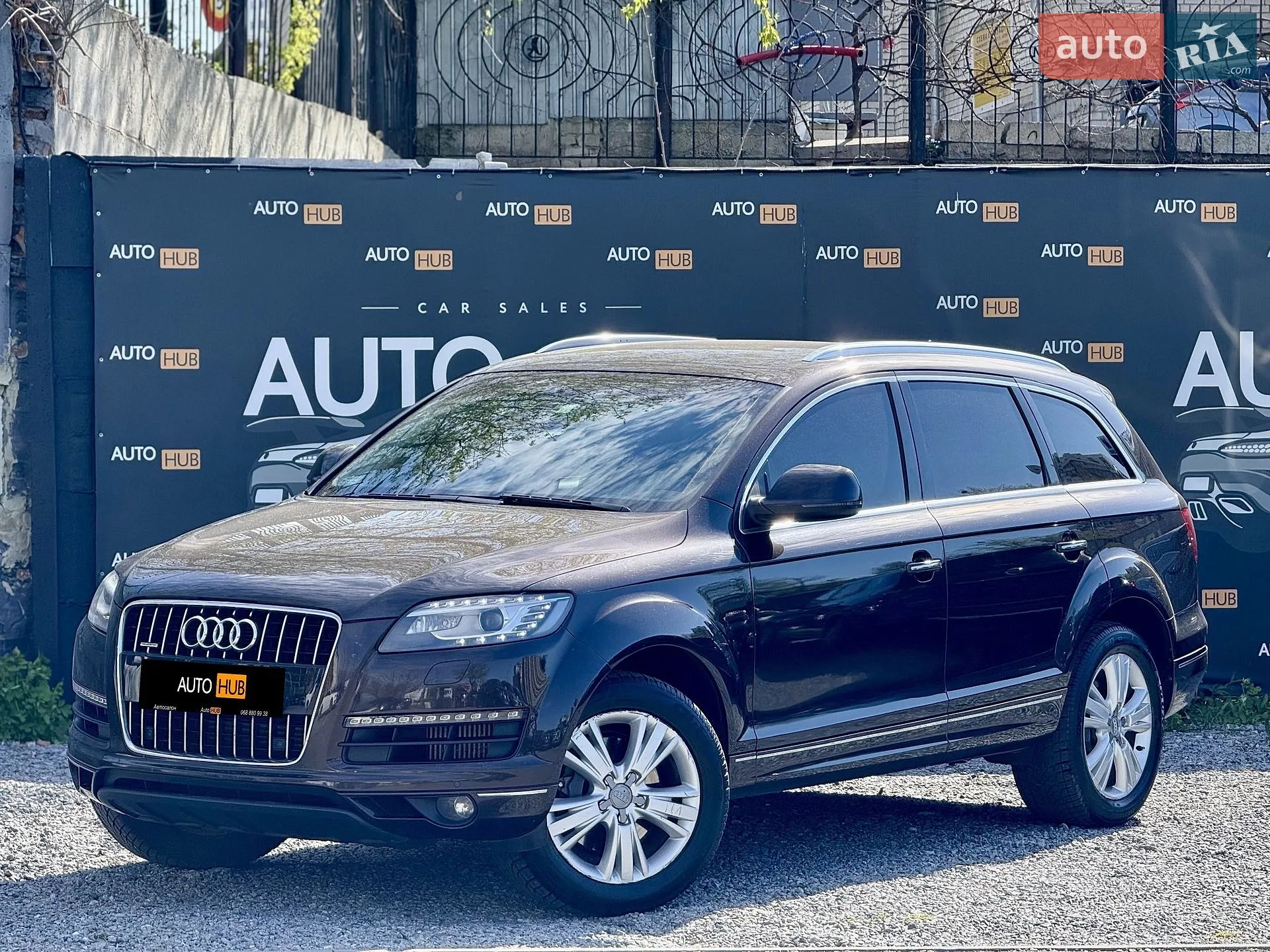 2010 Audi Q7 - мініатюра 3