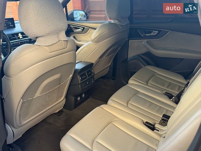 Внедорожник / Кроссовер Audi Q7 2018 в Белой Церкви