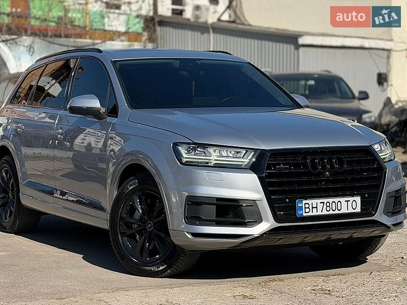 Внедорожник / Кроссовер Audi Q7 2018 в Одессе