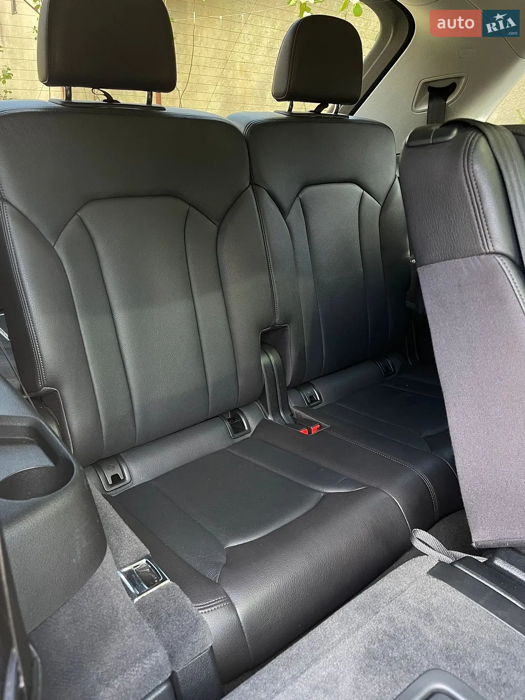 Audi Q7 2016 VIN WA1LAAF70HD012698 фото оголошення 21 з 29
