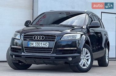 Позашляховик / Кросовер Audi Q7 2006 в Сарнах