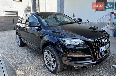 Позашляховик / Кросовер Audi Q7 2010 в Чернівцях