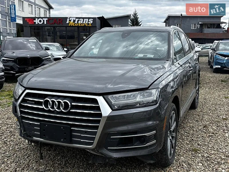 Audi Q7