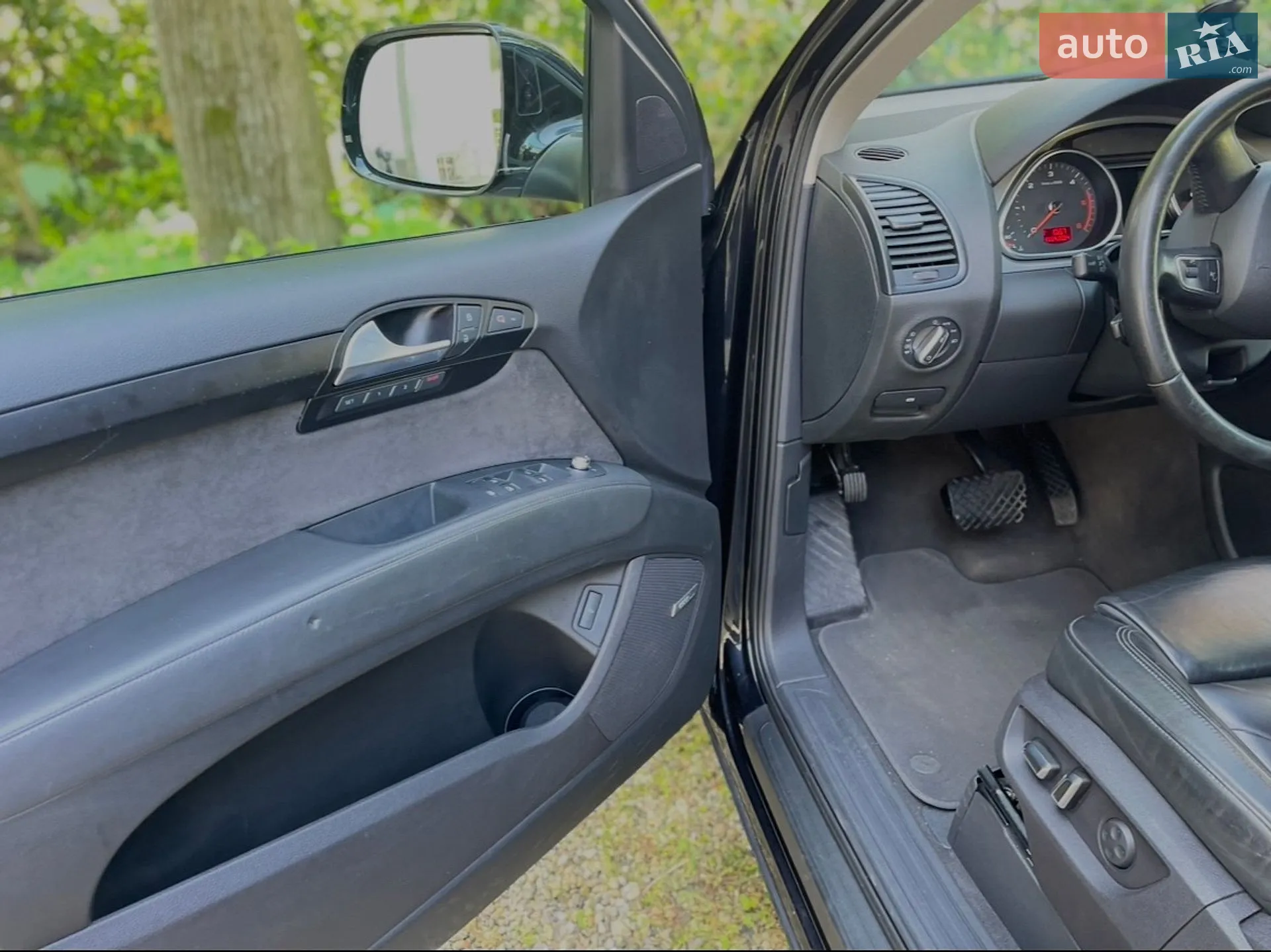 2010 Audi Q7 - мініатюра 11