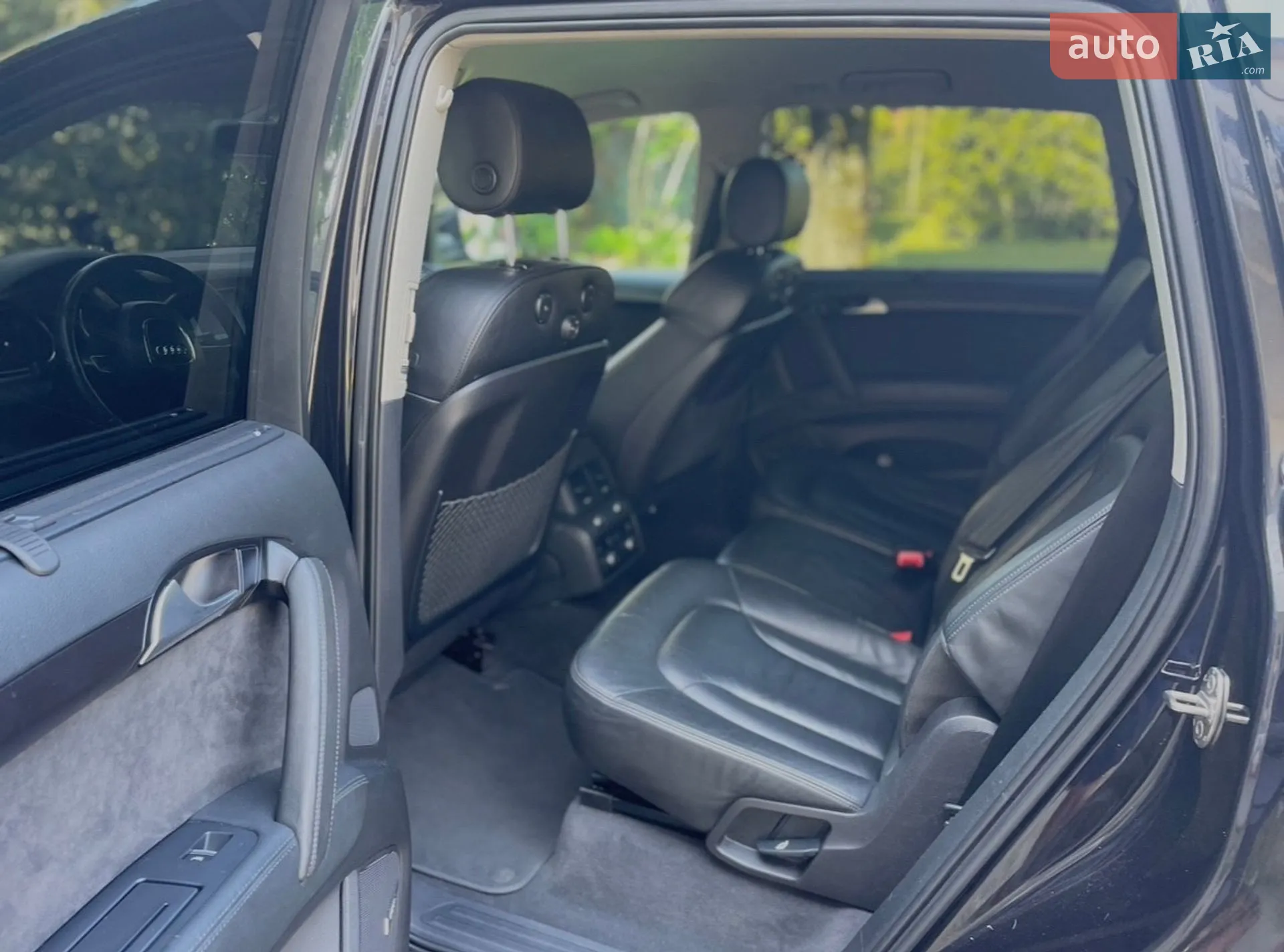 2010 Audi Q7 - мініатюра 12