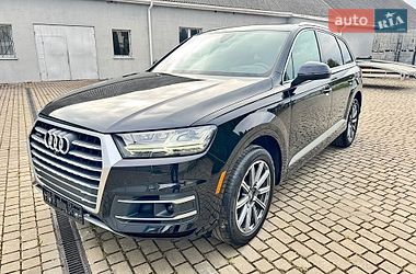 Позашляховик / Кросовер Audi Q7 2018 в Нововолинську