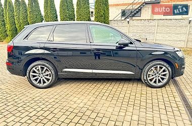 Позашляховик / Кросовер Audi Q7 2018 в Нововолинську