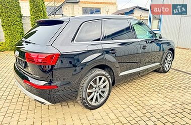 Позашляховик / Кросовер Audi Q7 2018 в Нововолинську