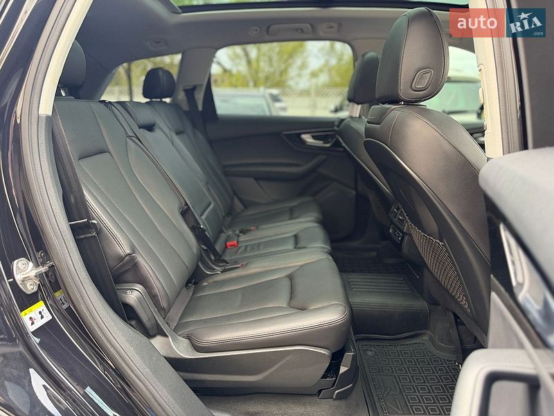 Внедорожник / Кроссовер Audi Q7 2018 в Ивано-Франковске