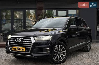 Внедорожник / Кроссовер Audi Q7 2017 в Львове