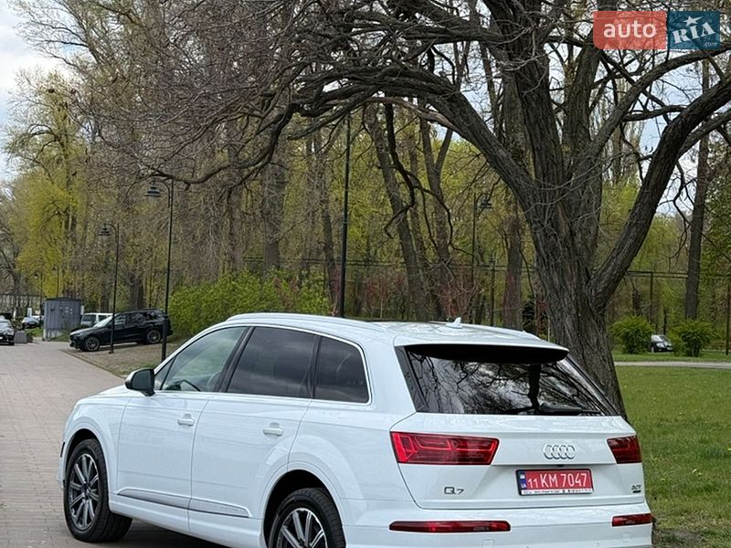 Внедорожник / Кроссовер Audi Q7 2018 в Киеве