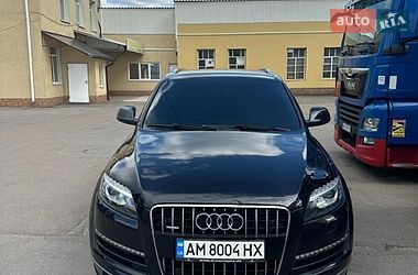 Позашляховик / Кросовер Audi Q7 2010 в Житомирі