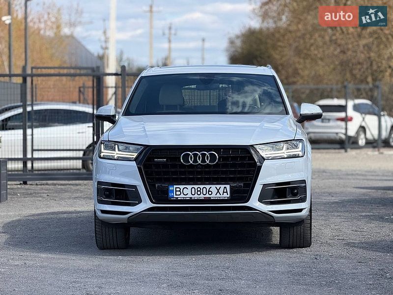 Внедорожник / Кроссовер Audi Q7 2017 в Львове