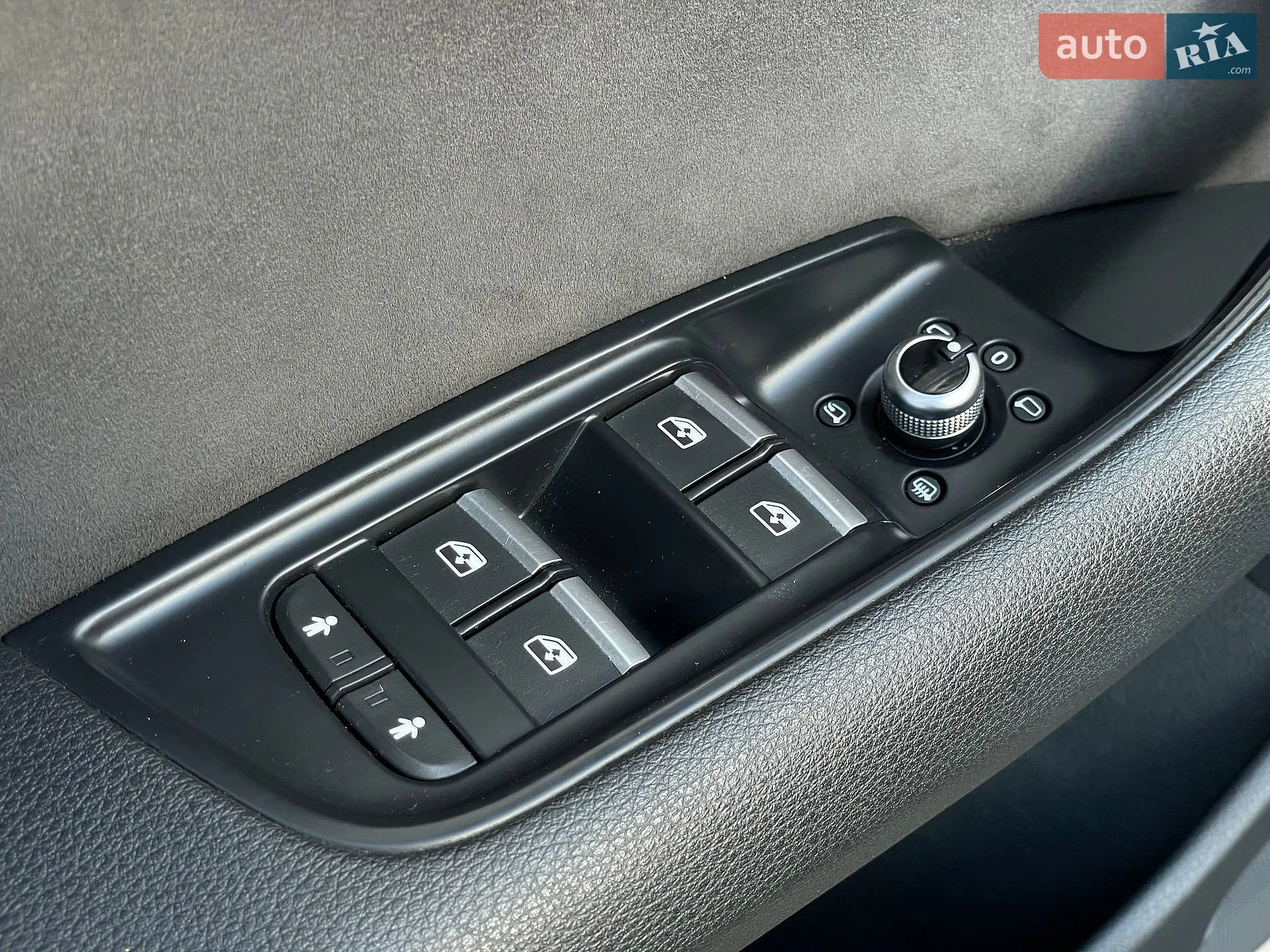 2016 Audi Q7 - мініатюра 44