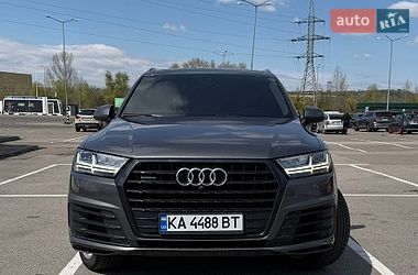 Внедорожник / Кроссовер Audi Q7 2018 в Киеве