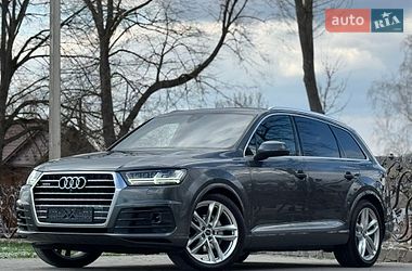 Внедорожник / Кроссовер Audi Q7 2017 в Дрогобыче