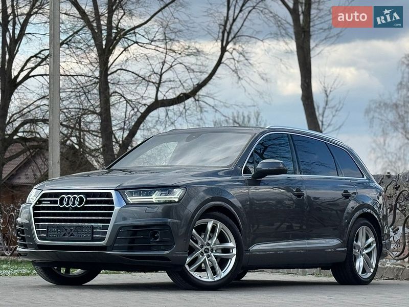 Внедорожник / Кроссовер Audi Q7 2017 в Дрогобыче