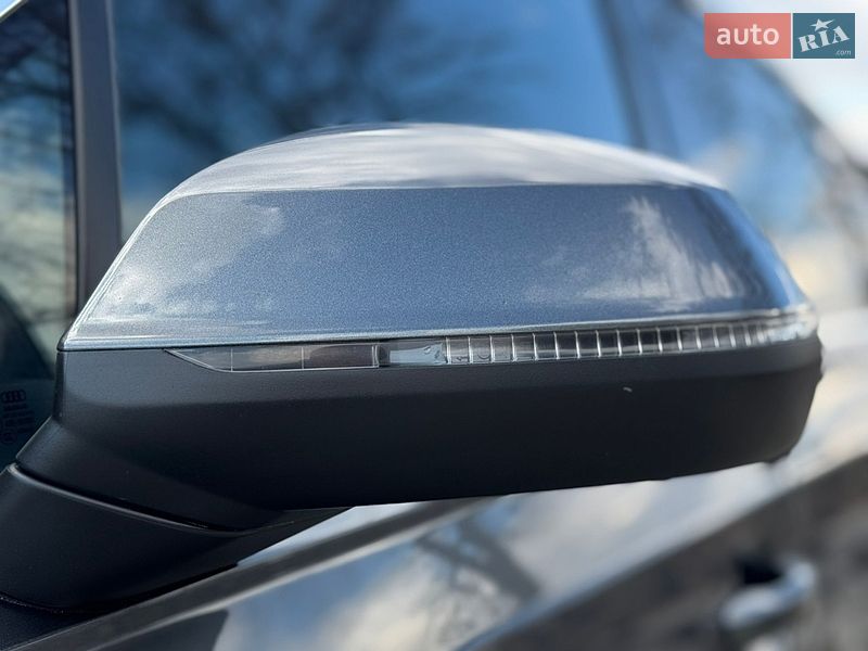Внедорожник / Кроссовер Audi Q7 2017 в Дрогобыче
